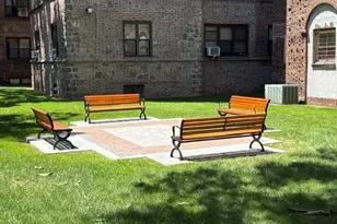 141 Woodmere Blvd, Woodmere, NY 11598 - Photo 15