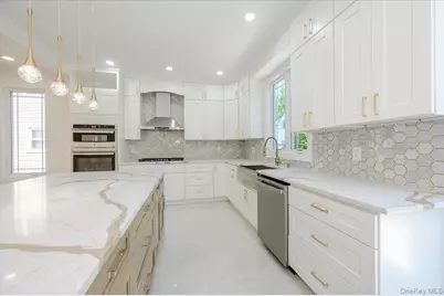 64 Landau Avenue, Elmont, NY 11003 - Photo 13