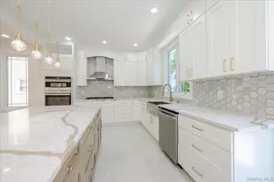 64 Landau Ave, Elmont, NY 11003 - Photo 13