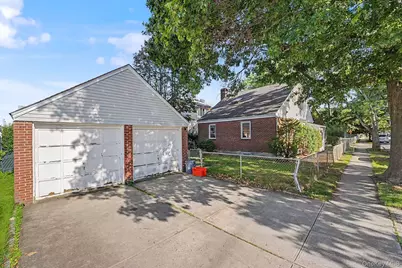 850 Washington Street, Franklin Square, NY 11010 - Photo 11