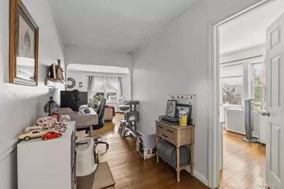 165 Hale Avenue, White Plains, NY 10605 - Photo 31