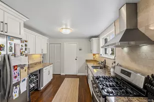 165 Hale Ave, White Plains, NY 10605 - Photo 11