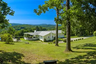 21 Overlook Dr, Pawling, NY 12564 - Photo 1
