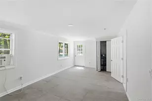 99 Green Ave, Patchogue, NY 11772 - Photo 17