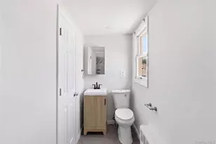 99 Green Ave, Patchogue, NY 11772 - Photo 7