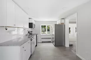 99 Green Ave, Patchogue, NY 11772 - Photo 3