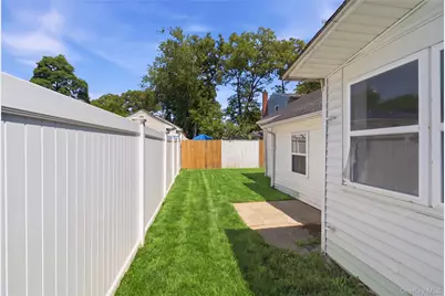 99 Green Avenue, Patchogue, NY 11772 - Photo 15