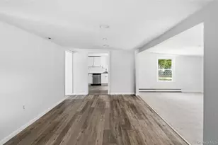 99 Green Ave, Patchogue, NY 11772 - Photo 5