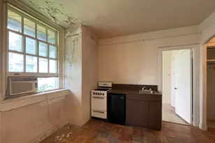 509 E 77th St, New York, NY 10075 - Photo 7
