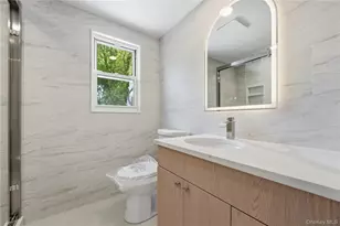 43 Nassau Ave, Plainview, NY 11803 - Photo 9
