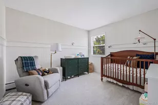 134 Paris Ct, West Islip, NY 11795 - Photo 17