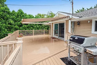 7 Beatrice Lane, Old Bethpage, NY 11804 - Photo 17