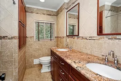 7 Beatrice Lane, Old Bethpage, NY 11804 - Photo 13