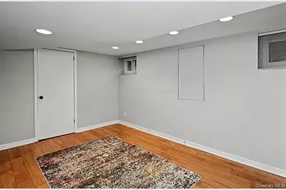 7 Beatrice Lane, Old Bethpage, NY 11804 - Photo 15