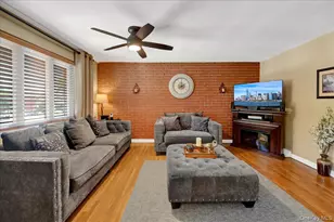 279 Throggs Neck Blvd, Bronx, NY 10465 - Photo 5