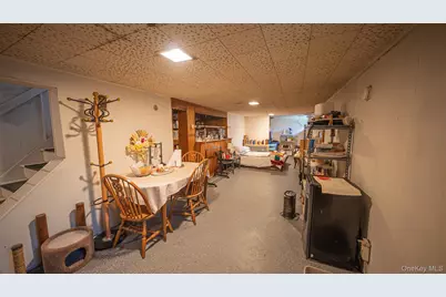 1743 Atherton Avenue, Elmont, NY 11003 - Photo 25