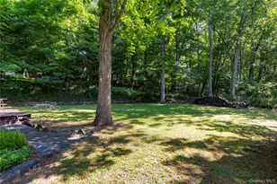 6 Hemlock Trail Ct, Carmel, NY 10512 - Photo 15