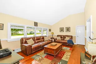 6 Hines Rd, Middle Island, NY 11953 - Photo 11