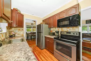 6 Hines Rd, Middle Island, NY 11953 - Photo 15