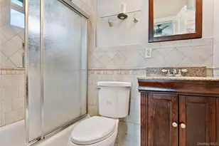 10-11 Bay 24th St, Far Rockaway, NY 11691 - Photo 25