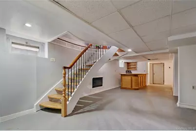 1011 Bay 24th Street, Far Rockaway, NY 11691 - Photo 31