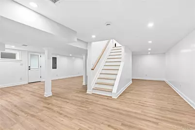 108 Tanners Pond Road, Garden City, NY 11530 - Photo 25