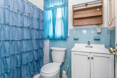 144 Sycamore Street, West Hempstead, NY 11552 - Photo 9