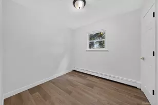 2602 Knickerbocker Ave, Medford, NY 11763 - Photo 13