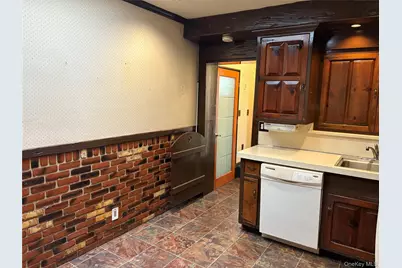 11 New York Avenue, Massapequa, NY 11758 - Photo 21