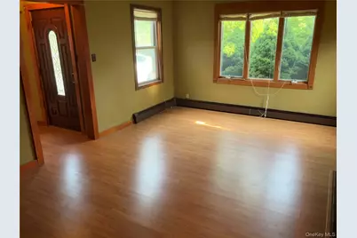 11 New York Avenue, Massapequa, NY 11758 - Photo 3