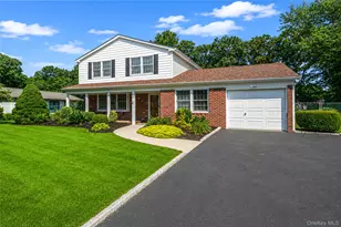 35 Royalston Ln, Centereach, NY 11720 - Photo 37