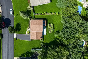 35 Royalston Ln, Centereach, NY 11720 - Photo 9