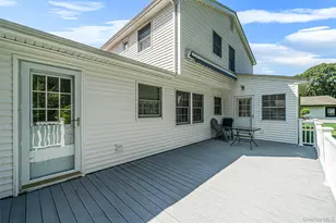 35 Royalston Ln, Centereach, NY 11720 - Photo 5
