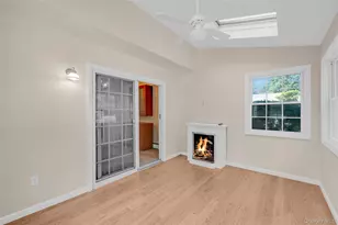 35 Royalston Ln, Centereach, NY 11720 - Photo 25
