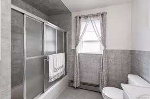 77 Driving Park Ave, Lynbrook, NY 11563 - Photo 17