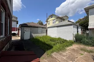 150-29 86th Ave, Briarwood, NY 11432 - Photo 9