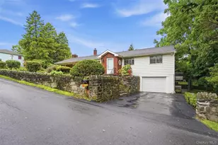 8 Boulder Rd, Newburgh, NY 12550 - Photo 3