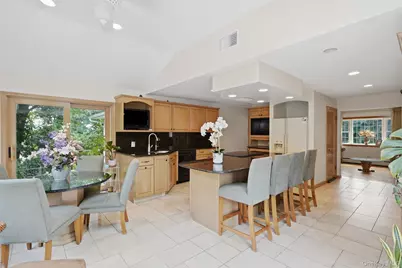 8 Boulder Road, Newburgh, NY 12550 - Photo 5