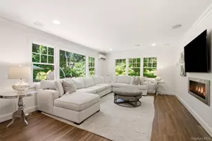 1 Winston Ct, Dix Hills, NY 11746 - Photo 13