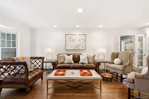 1 Winston Ct, Dix Hills, NY 11746 - Photo 17