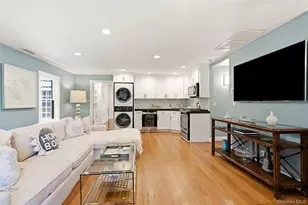 1 Winston Ct, Dix Hills, NY 11746 - Photo 21