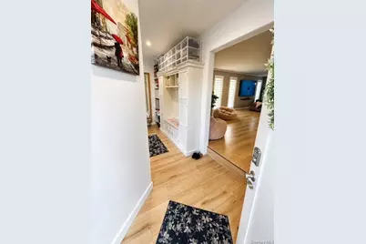 639 Elmwood Road, West Babylon, NY 11704 - Photo 19
