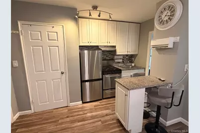 20 Shady Glen Court #H, New Rochelle, NY 10805 - Photo 7