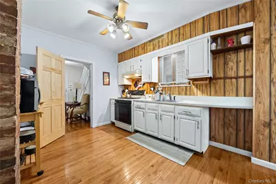 22 Devine Street, Lynbrook, NY 11563 - Photo 7