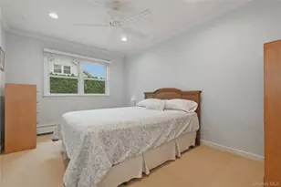 31 Yale St, Garden City, NY 11530 - Photo 15