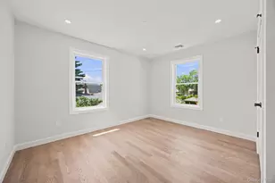 106 Nugent St, New Hyde Park, NY 11040 - Photo 27