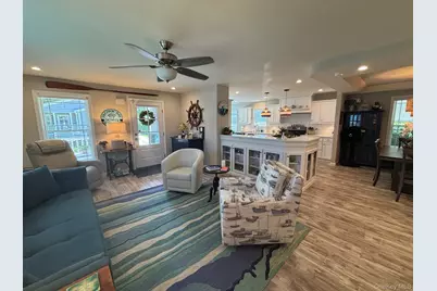 1661 Old Country Road #567, Riverhead, NY 11901 - Photo 5