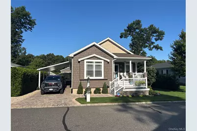 1661 Old Country Road #567, Riverhead, NY 11901 - Photo 1
