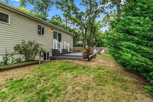 4 Coleman Ave, Patchogue, NY 11772 - Photo 25