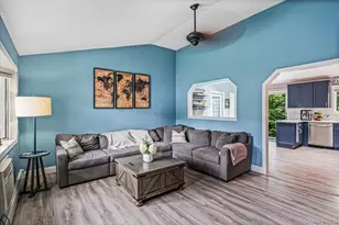 4 Coleman Ave, Patchogue, NY 11772 - Photo 5